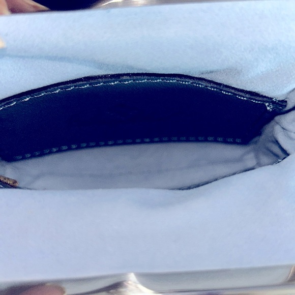 Patricia Nash EUC Saffron Blue Crocheted & Leather Kisslock Coin Pouch Key Rings - Picture 7 of 10